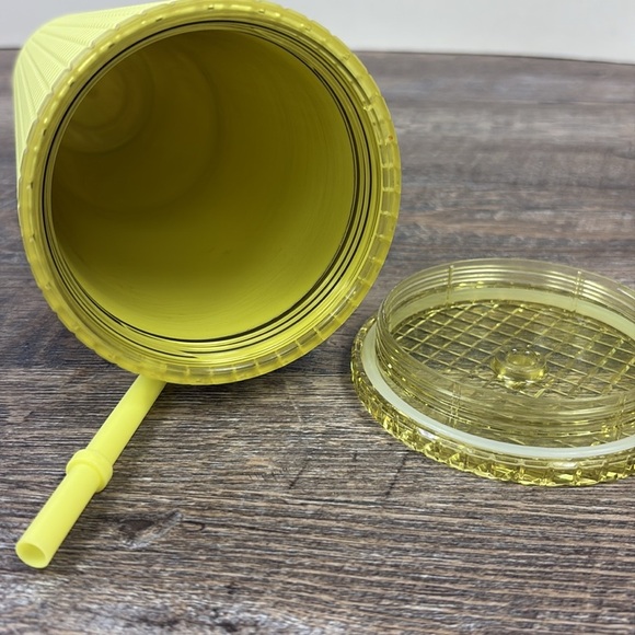 Starbucks Meadow Yellow Grid Soft Touch Tumbler Venti 24oz - Picture 4 of 5